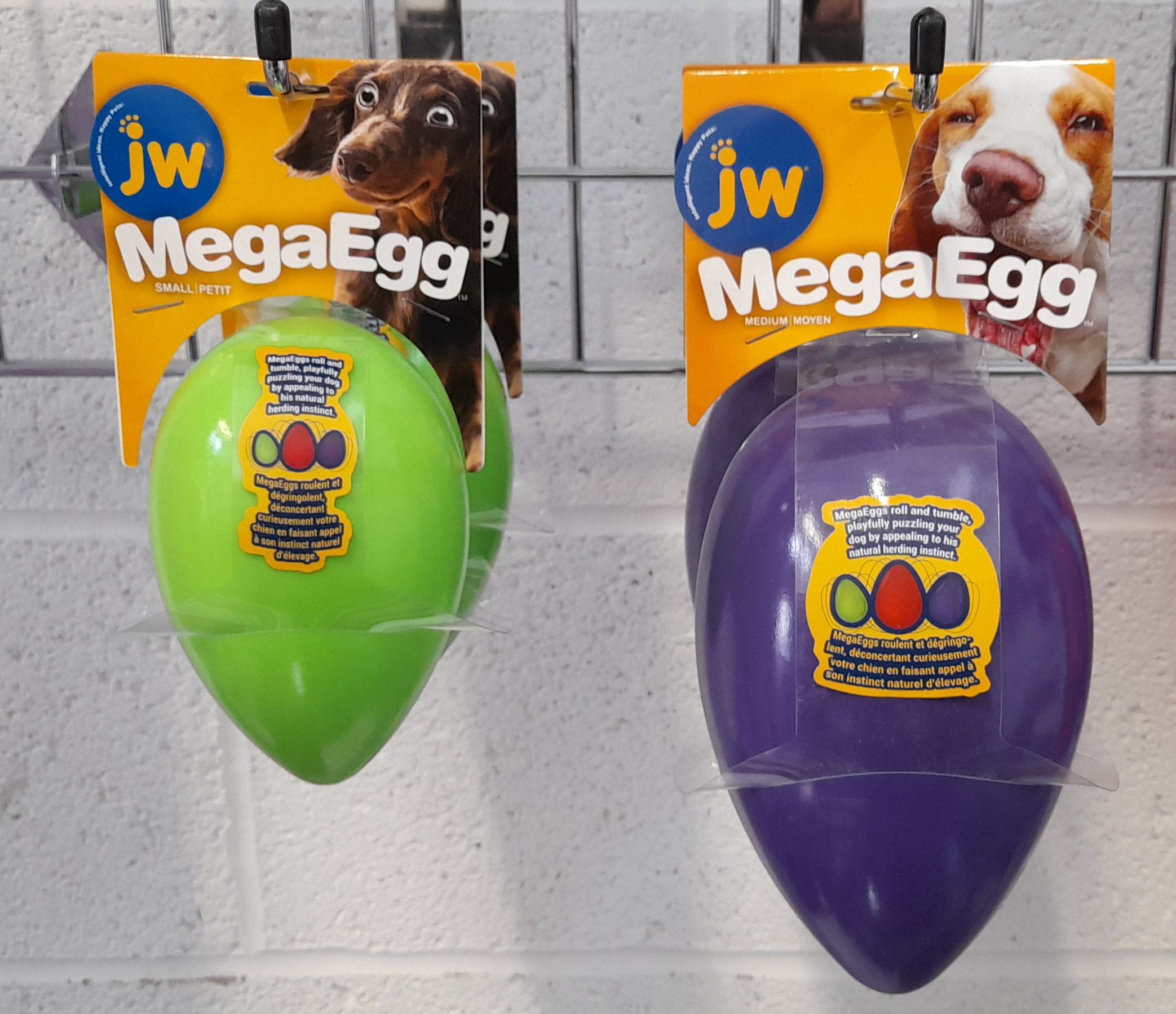 JW Mega Egg Nellies Nibbles Dog Larder